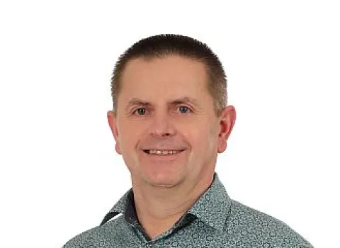 Mitarbeiter Robert Deinzer vom Betrieb Kreuz Schnaittach.