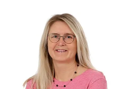 Porträt von Tanja Rosewich vom Betrieb Kreuz Schnaittach.