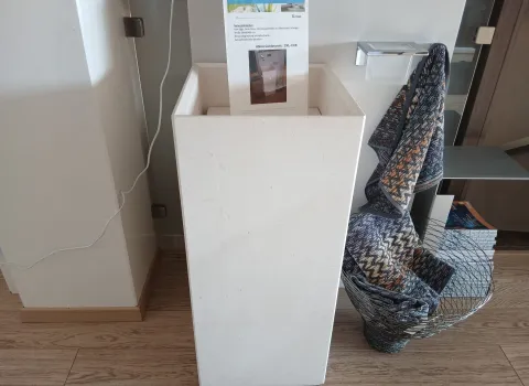 Ein Sign Serie Tasso Natursteinbecken in beige